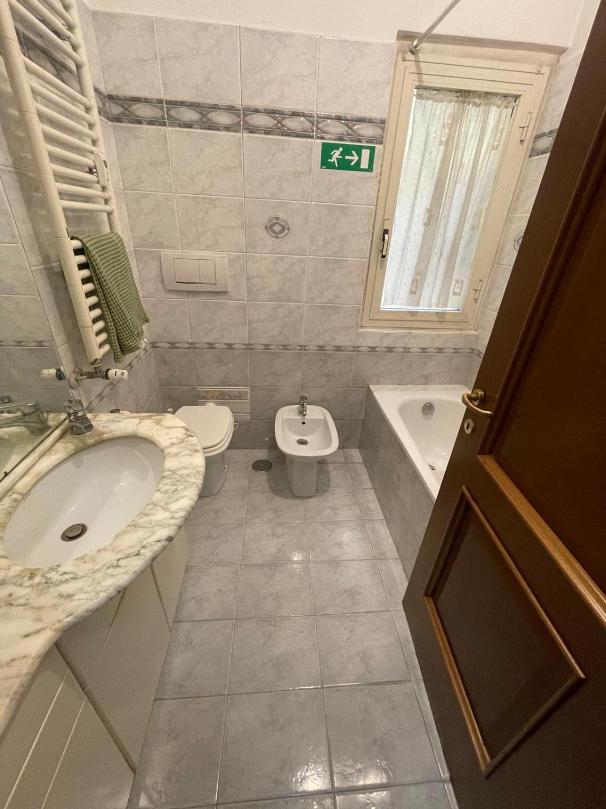 Apartment Gaio Melisso Rom